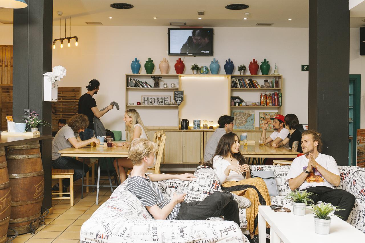 Cats Chill Out Hostel 마드리드 외부 사진
